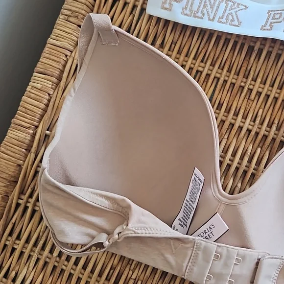 Victoria's Secret/Pink Wireless Bra Set - Picture 3 of 7